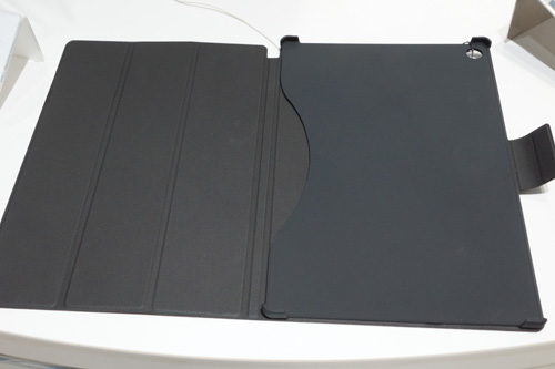 スタンド機能付きフリップ/ブックレットスタイル保護カバー SCR12